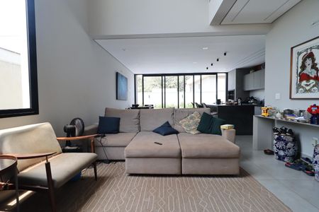 Casa de condomínio para alugar com 212m², 5 quartos e 4 vagas Casa de condomínio para alugar com 212m², 5 quartos e 4 vagasSala