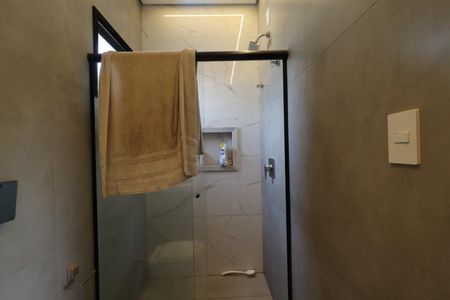 Casa de condomínio para alugar com 212m², 5 quartos e 4 vagas Casa de condomínio para alugar com 212m², 5 quartos e 4 vagasBanheiro da Suíte 4