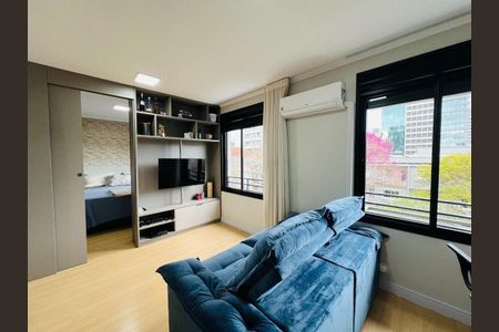 Sala de apartamento para alugar com 1 quarto, 43m² em Auxiliadora, Porto Alegre