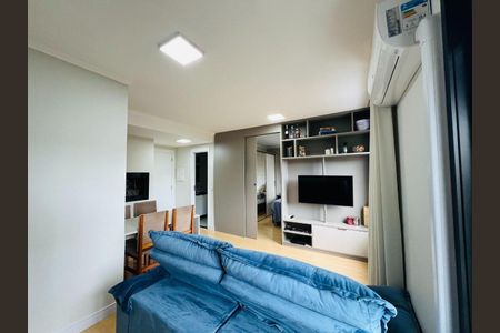 Sala de apartamento para alugar com 1 quarto, 43m² em Auxiliadora, Porto Alegre