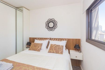 Quarto 1 de apartamento para alugar com 1 quarto, 42m² em Passo d’Areia, Porto Alegre