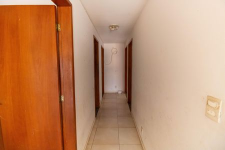 Corredor de casa para alugar com 3 quartos, 90m² em Largo da Batalha, Niterói