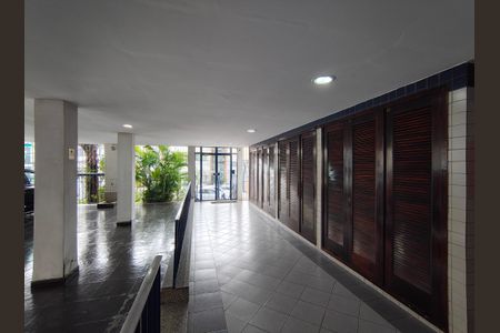 Apartamento à venda com 58m², 2 quartos e 1 vagaHall Social