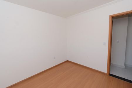 Apartamento à venda com 78m², 3 quartos e 2 vagasQuarto 2