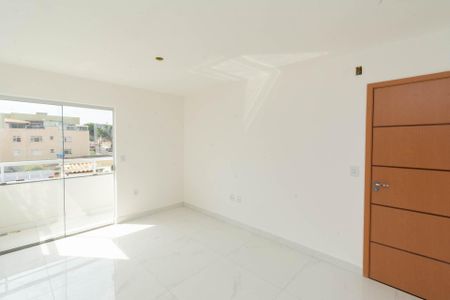 Sala de apartamento à venda com 3 quartos, 77m² em Santa Cruz Industrial, Contagem