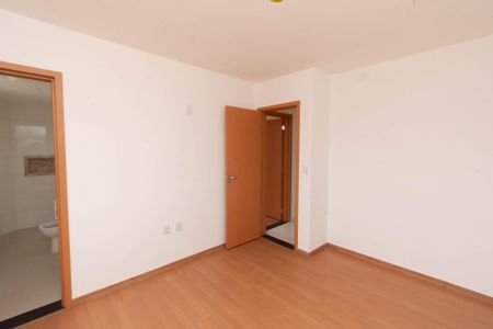 Apartamento à venda com 77m², 3 quartos e 1 vagaSuíte