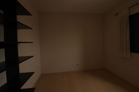 Apartamento para alugar com 108m², 3 quartos e 2 vagasQuarto 2