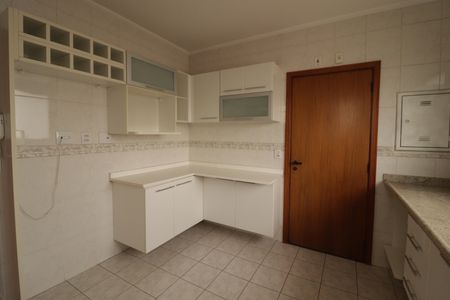 Apartamento para alugar com 108m², 3 quartos e 2 vagasCozinha