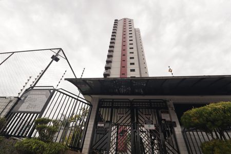 Apartamento para alugar com 108m², 3 quartos e 2 vagasFachada