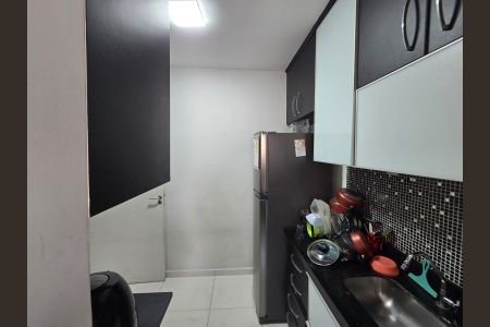 Apartamento à venda com 57m², 2 quartos e 1 vagaCozinha e Área de Serviço