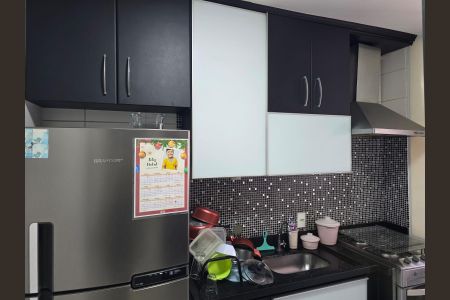 Apartamento à venda com 57m², 2 quartos e 1 vagaCozinha e Área de Serviço