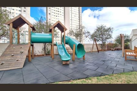 Apartamento para alugar com 83m², 2 quartos e 2 vagasÁrea comum - Playground