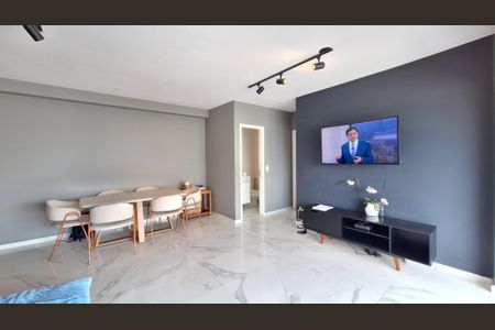 Apartamento para alugar com 83m², 2 quartos e 2 vagasSala