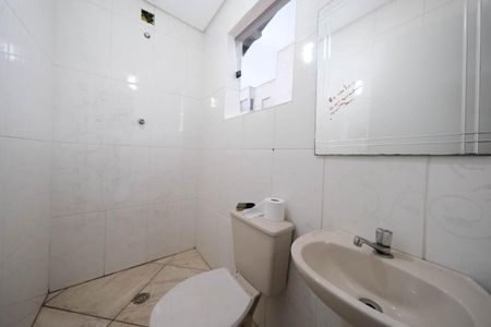 Casa para alugar com 120m², 2 quartos e 1 vagaBanheiro