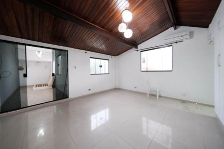 Casa para alugar com 120m², 2 quartos e 1 vagaSuíte