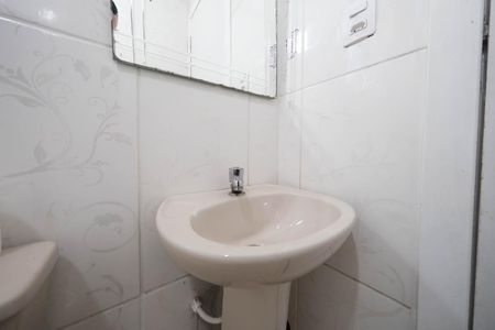 Casa para alugar com 120m², 2 quartos e 1 vagaBanheiro