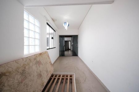 Casa para alugar com 120m², 2 quartos e 1 vagaQuarto