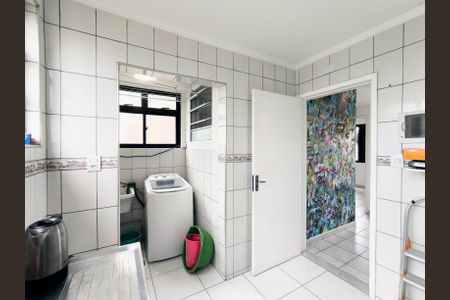 Apartamento para alugar com 55m², 2 quartos e 1 vaga Apartamento para alugar com 55m², 2 quartos e 1 vagaCozinha e Área de Serviço