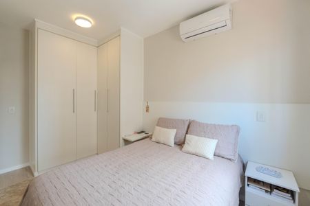 Apartamento à venda com 54m², 2 quartos e 2 vagas Apartamento à venda com 54m², 2 quartos e 2 vagasSuíte 1