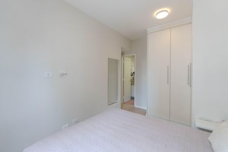 Apartamento à venda com 54m², 2 quartos e 2 vagas Apartamento à venda com 54m², 2 quartos e 2 vagasSuíte 1