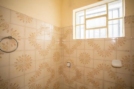 Casa para alugar com 70m², 2 quartos e sem vagaBANHEIRO