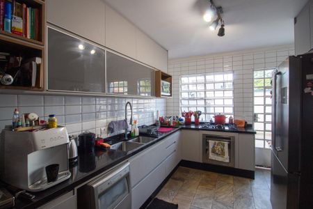 Casa à venda com 290m², 3 quartos e 2 vagasCozinha