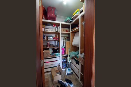 Casa à venda com 290m², 3 quartos e 2 vagasCloset do quarto 3