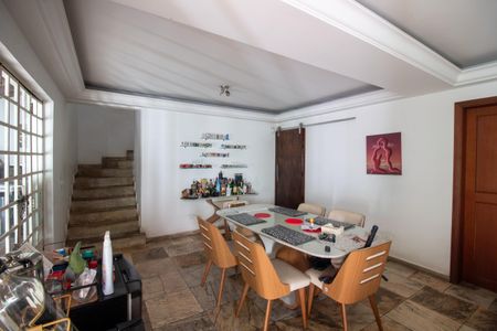 Casa à venda com 290m², 3 quartos e 2 vagasSala de Jantar
