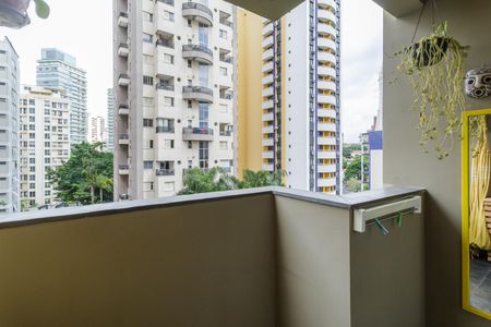 Apartamento para alugar com 37m², 1 quarto e 1 vaga Apartamento para alugar com 37m², 1 quarto e 1 vagaVaranda