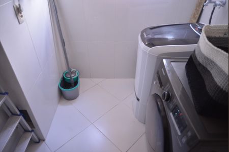 Apartamento à venda com 100m², 3 quartos e 2 vagasÁrea de Serviço