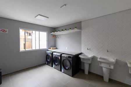 Apartamento à venda com 28m², 2 quartos e sem vaga Apartamento à venda com 28m², 2 quartos e sem vagaLavanderia