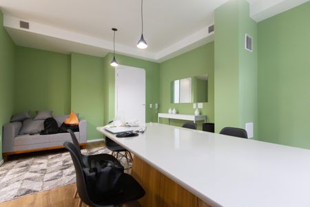 Apartamento à venda com 28m², 2 quartos e sem vaga Apartamento à venda com 28m², 2 quartos e sem vagaEspaço Launge