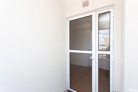 Apartamento à venda com 28m², 2 quartos e sem vaga Apartamento à venda com 28m², 2 quartos e sem vagaVaranda