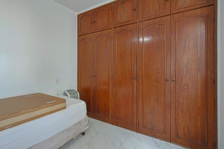 Apartamento à venda com 86m², 3 quartos e 1 vagaQuarto 2