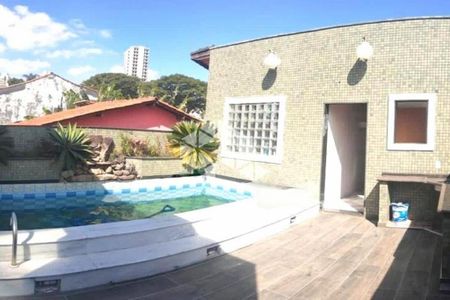 Casa à venda com 430m², 3 quartos e 3 vagas