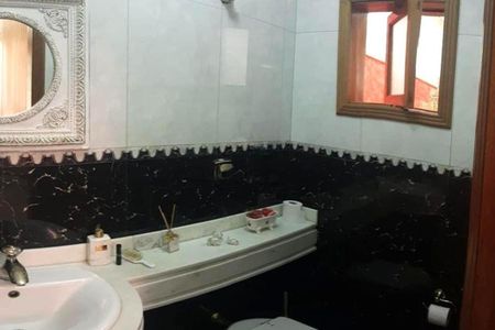 Casa à venda com 3 quartos, 430m² em Conjunto Residencial Santa Terezinha, São Paulo