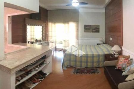 Casa à venda com 3 quartos, 430m² em Conjunto Residencial Santa Terezinha, São Paulo