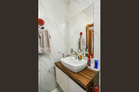 Casa de condomínio à venda com 126m², 3 quartos e 2 vagas Casa de condomínio à venda com 126m², 3 quartos e 2 vagasBanheiro Social