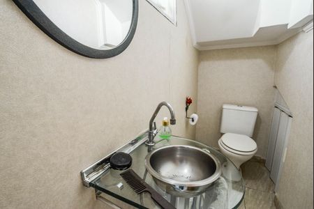 Casa de condomínio à venda com 126m², 3 quartos e 2 vagas Casa de condomínio à venda com 126m², 3 quartos e 2 vagasLavabo