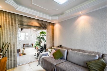 Sala de casa de condomínio à venda com 3 quartos, 126m² em Utinga, Santo André