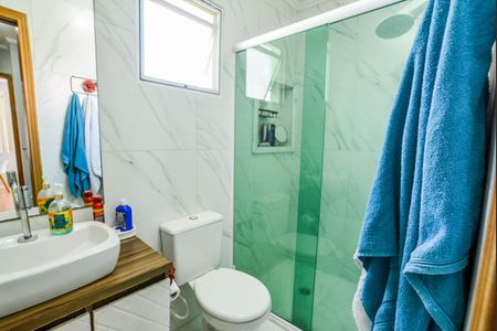 Casa de condomínio à venda com 126m², 3 quartos e 2 vagas Casa de condomínio à venda com 126m², 3 quartos e 2 vagasBanheiro Social