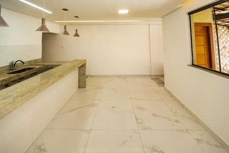 Casa à venda com 2 quartos, 150m² em Jd Bela Vista, Vespasiano