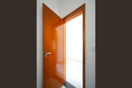 Apartamento à venda com 65m², 2 quartos e 1 vaga Apartamento à venda com 65m², 2 quartos e 1 vagaBanheiro da suíte 01