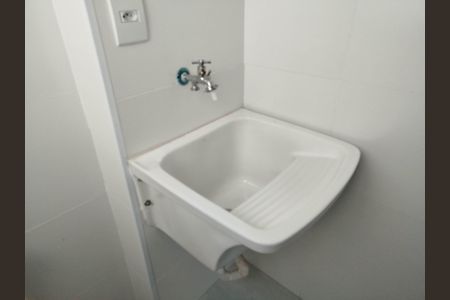 Apartamento à venda com 38m², 2 quartos e 1 vaga Apartamento à venda com 38m², 2 quartos e 1 vagaÁrea de Serviço