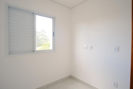 Apartamento à venda com 44m², 3 quartos e 1 vagaQuarto 2