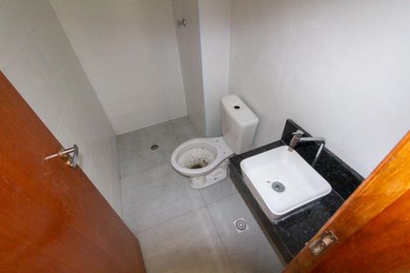 Apartamento à venda com 36m², 2 quartos e sem vaga Apartamento à venda com 36m², 2 quartos e sem vagaBanheiro