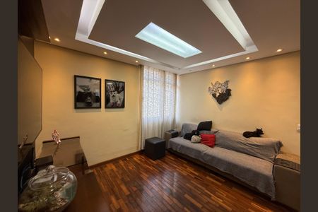 Sala de apartamento para alugar com 2 quartos, 65m² em Sagrada Família, Belo Horizonte