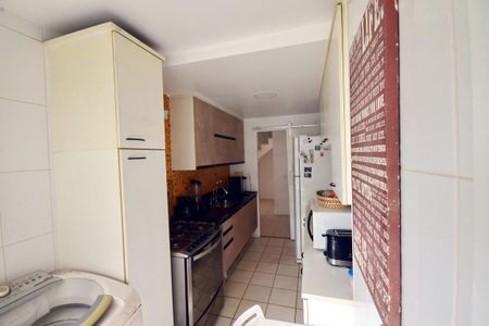 Apartamento à venda com 200m², 3 quartos e 3 vagas Apartamento à venda com 200m², 3 quartos e 3 vagasCozinha