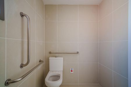Banheiro de kitnet/studio à venda com 1 quarto, 23m² em Butantã, São Paulo