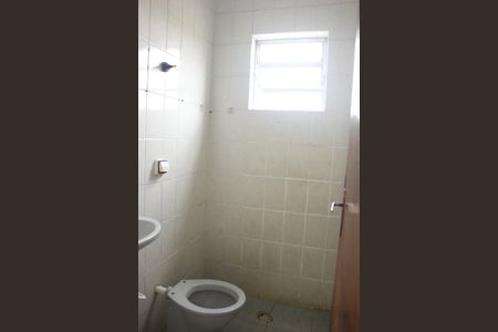 Banheiro  de apartamento para alugar com 2 quartos, 75m² em Jardim Baruch, Guarulhos